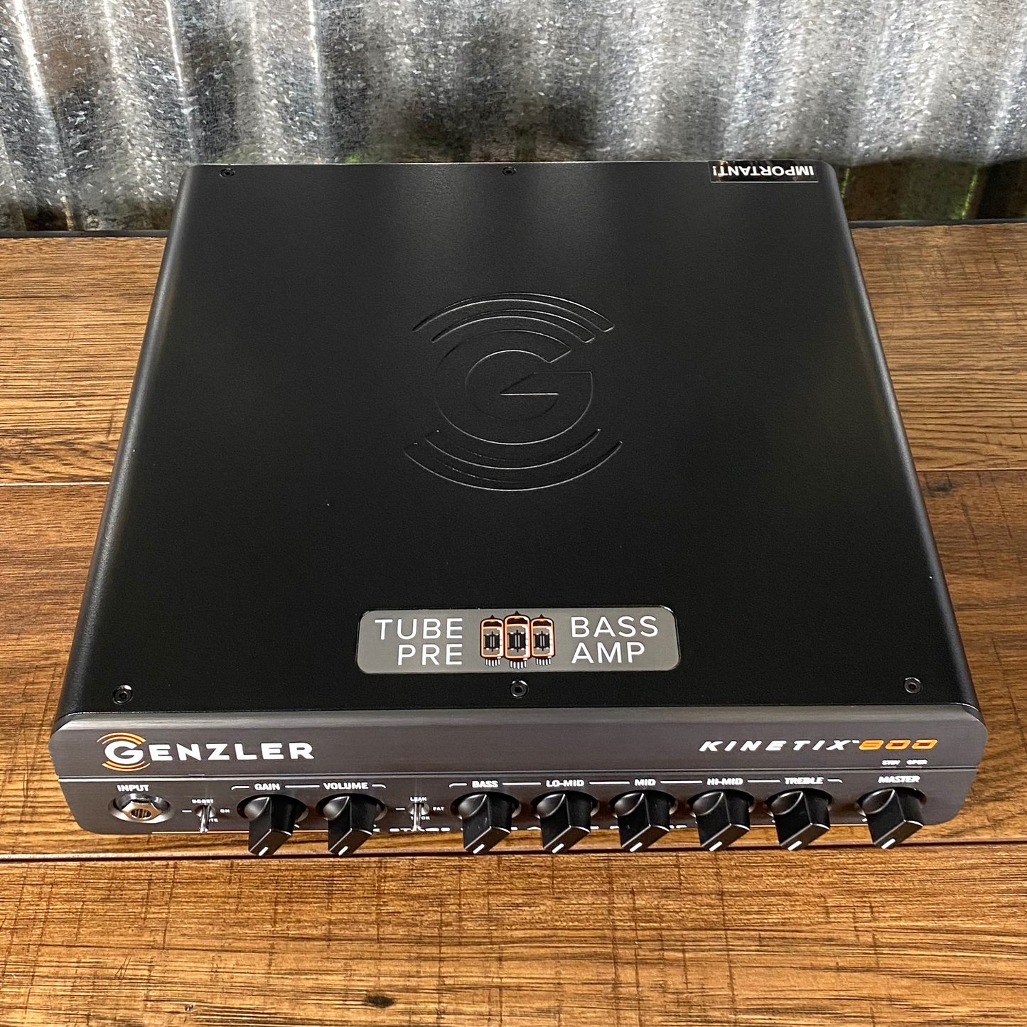 Genzler KNX-800 Kinetix 800 Watt Tube Preamp Bass Amplifier Head