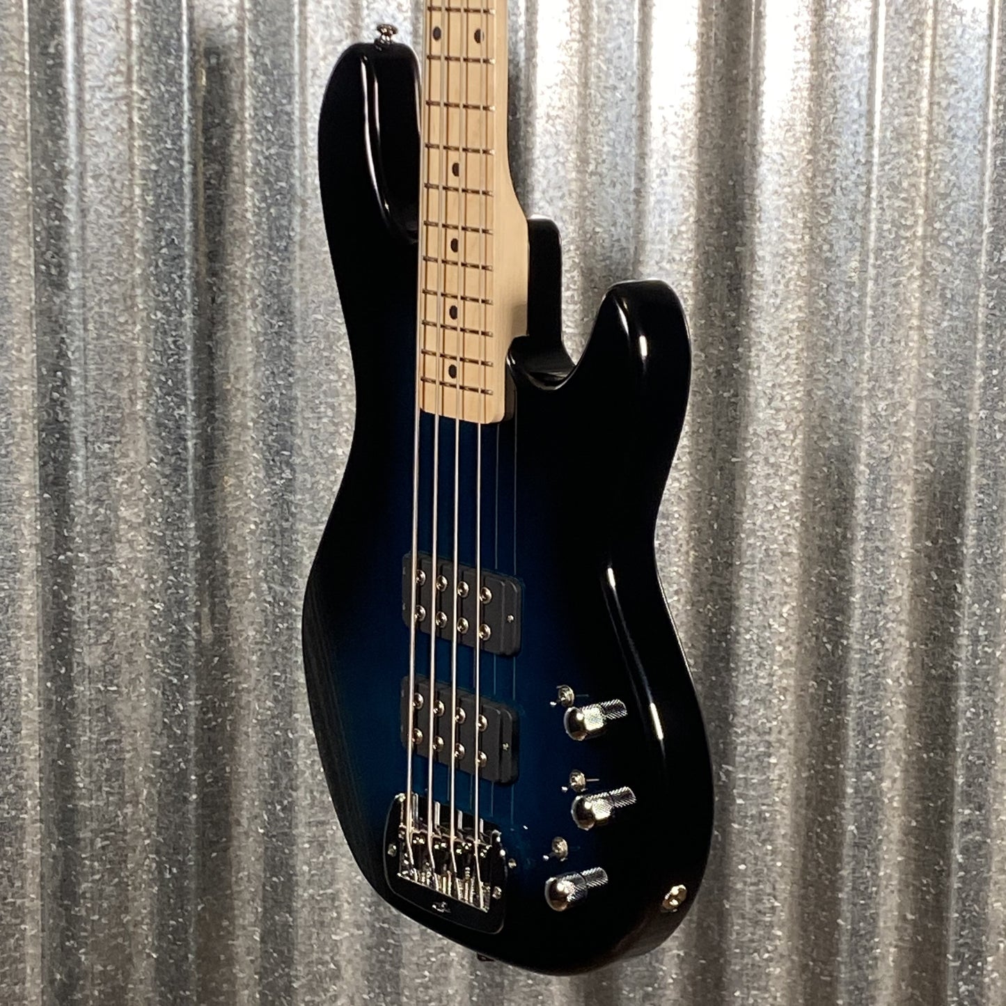 G&L Tribute L-2000 Blueburst 4 String Bass L2000 #8789 Used