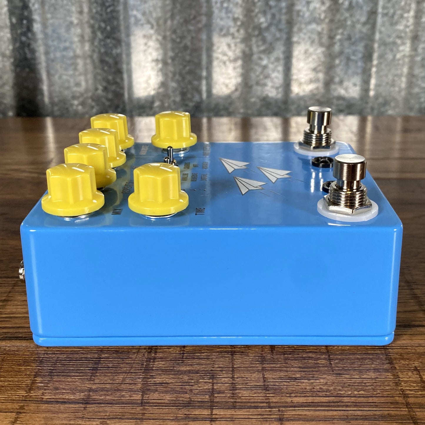 JHS Pedals Flight Delay Reverse Analog Digital with Chorus & Vibrato Guitar Effect Pedal Blue