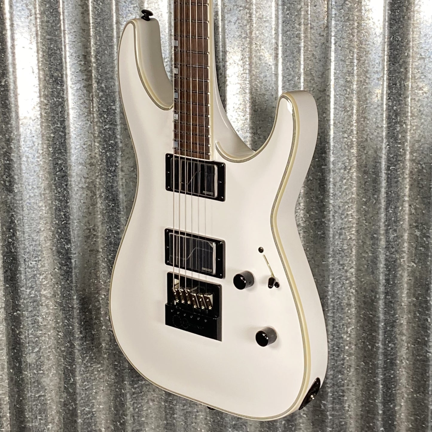 ESP LTD MH-1000 Evertune Snow White Guitar LMH1000ETSW #1136 Used