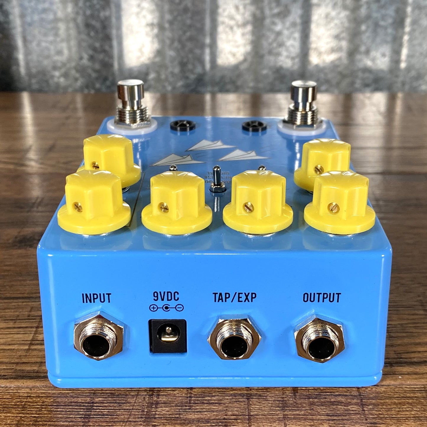 JHS Pedals Flight Delay Reverse Analog Digital with Chorus & Vibrato Guitar Effect Pedal Blue