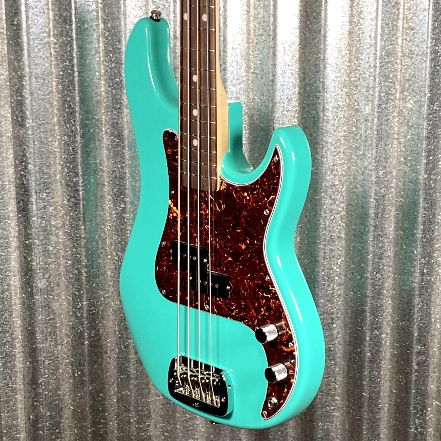 G&L USA LB-100 Belair Green 4 String Bass & Bag LB100 #6110