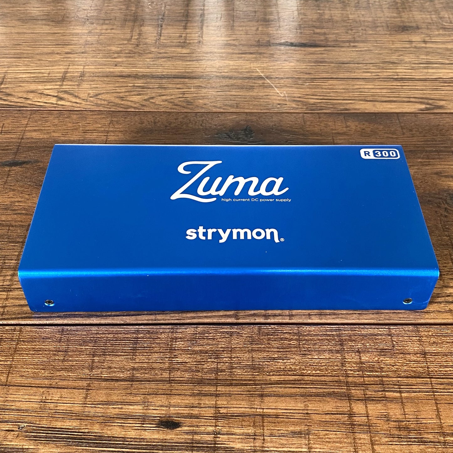 Strymon Zuma R300 Guitar Effect Pedal Power Supply Demo
