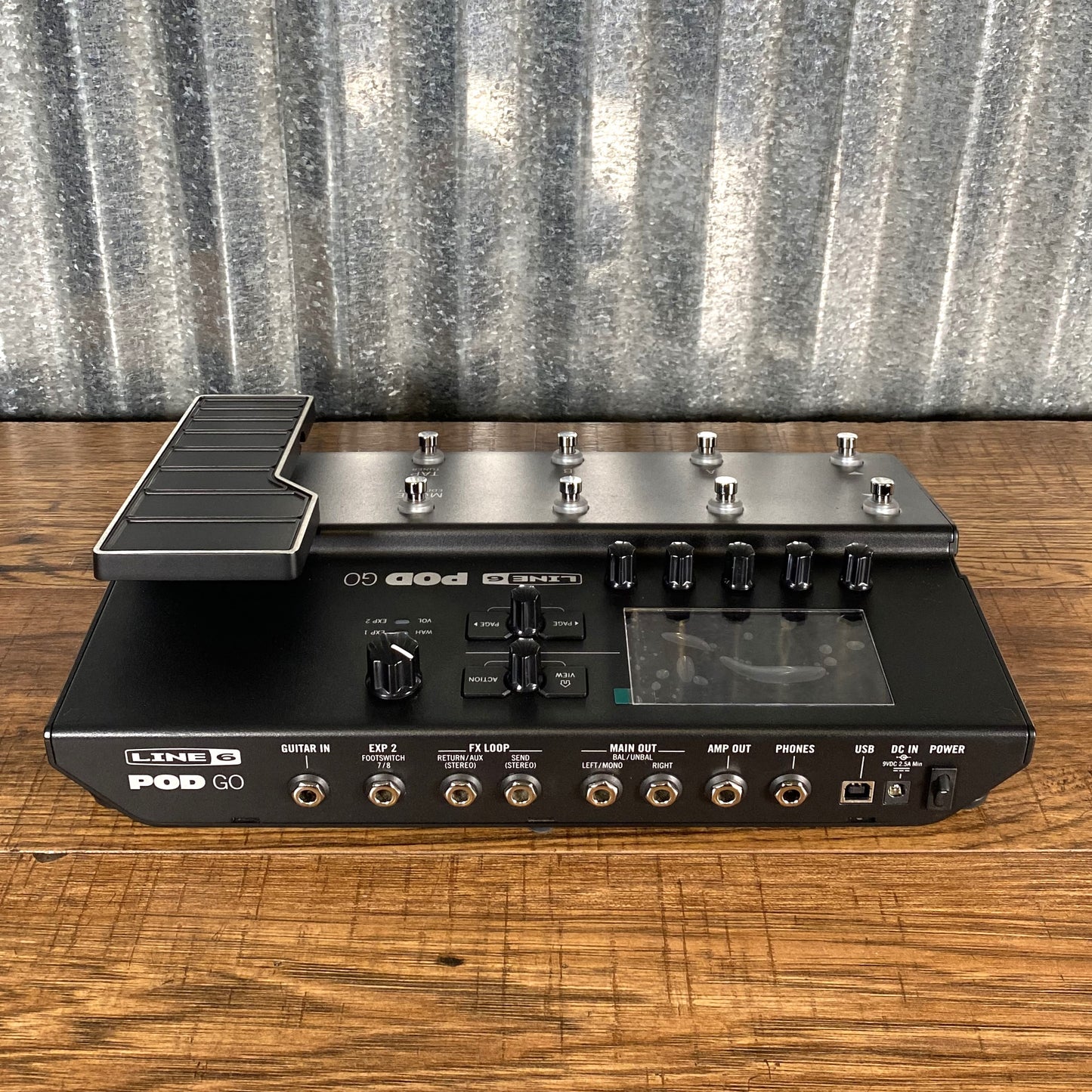 Line 6 Pod Go Multi-Effect Guitar Bass Effect Pedal Used