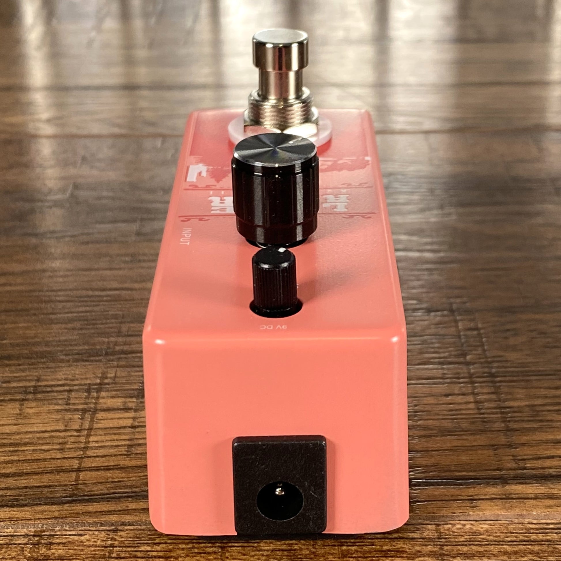 swell guitar pedal Outlaw Effects Late Riser Auto Volume Swell Guitar Effect Pedal – Specialty Traders