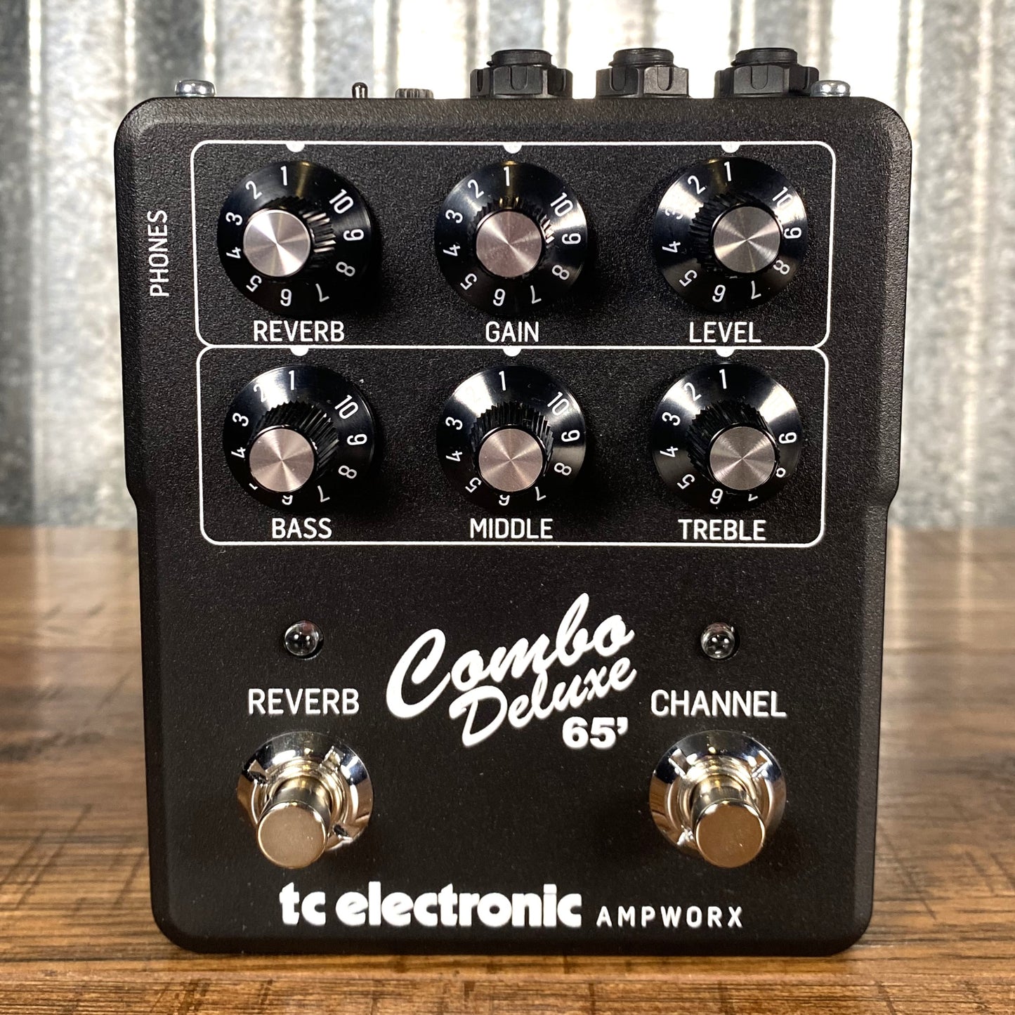 TC Electronic Ampworks Deluxe 65' Blackface Two Channel Preamp Guitar Effect Pedal Used
