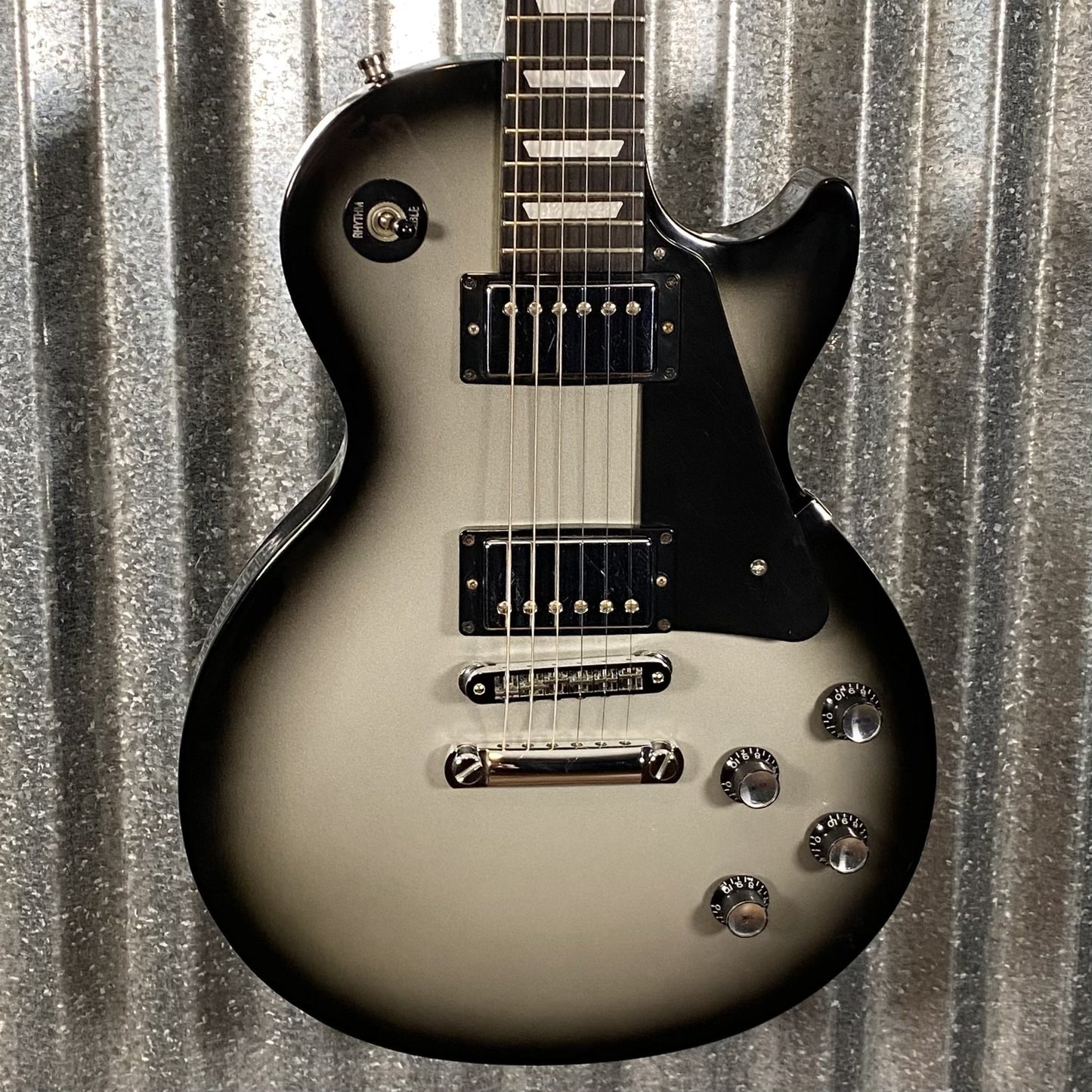 Gibson Les Paul Studio 2009 Siliverburst Guitar & Case #0397