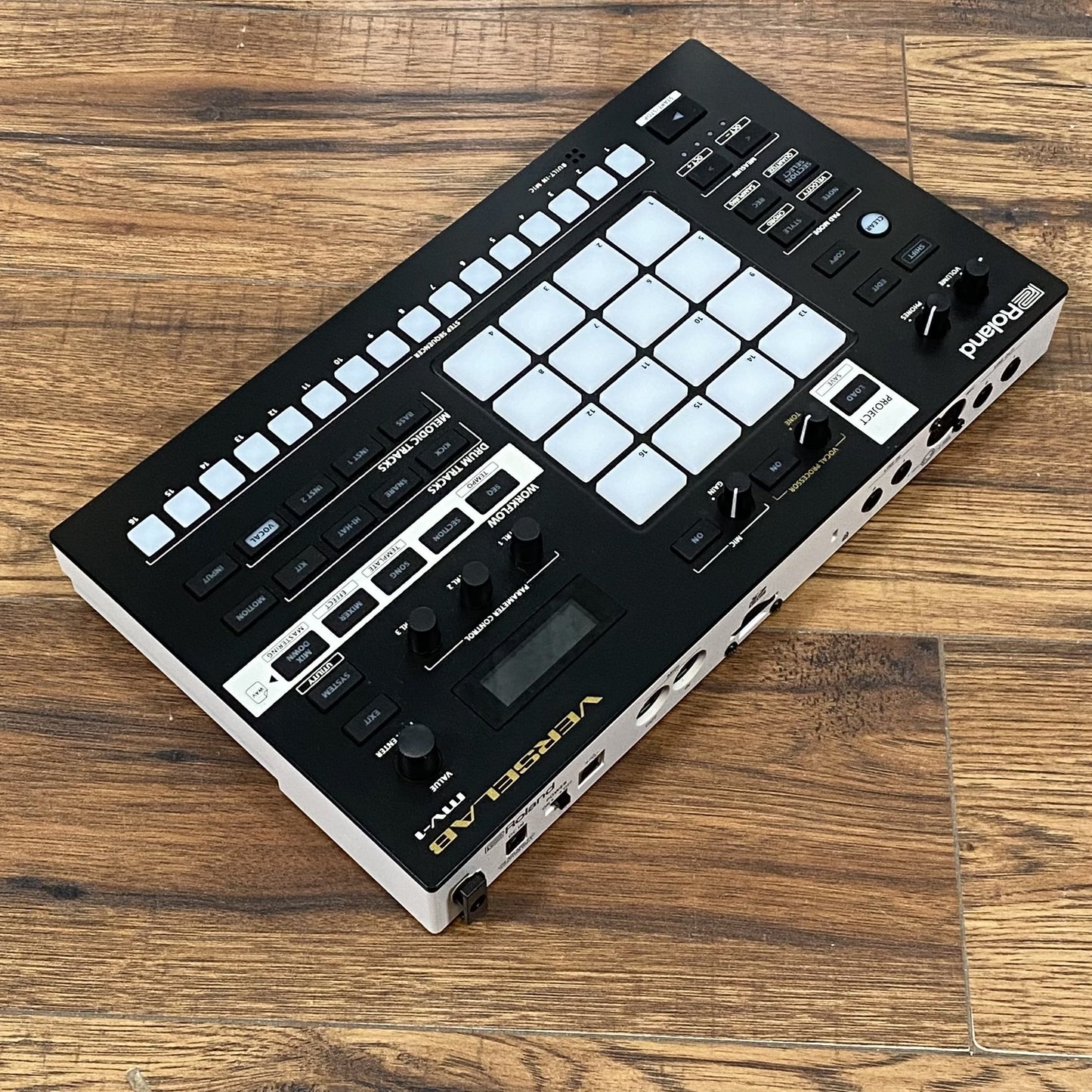 Roland Verselab MV-1 Music Creation Workstation Used