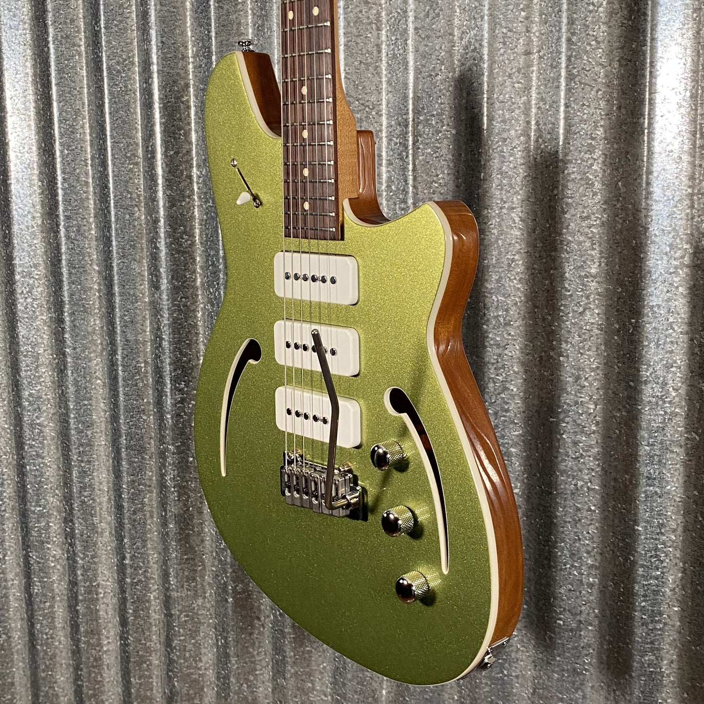 Reverend Kingbolt Air 390 Metallic Limeade Guitar #71003