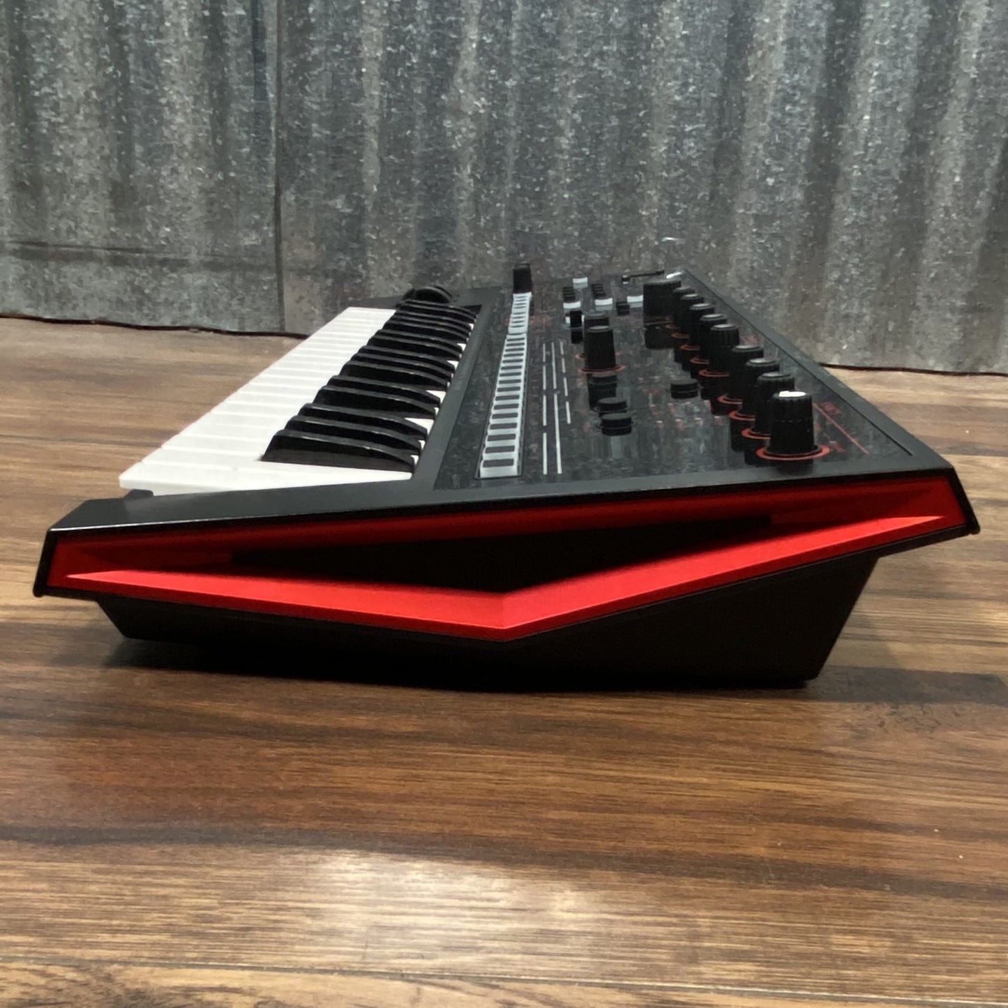 Roland JD-Xi Compact Sequencer Synthesizer Used