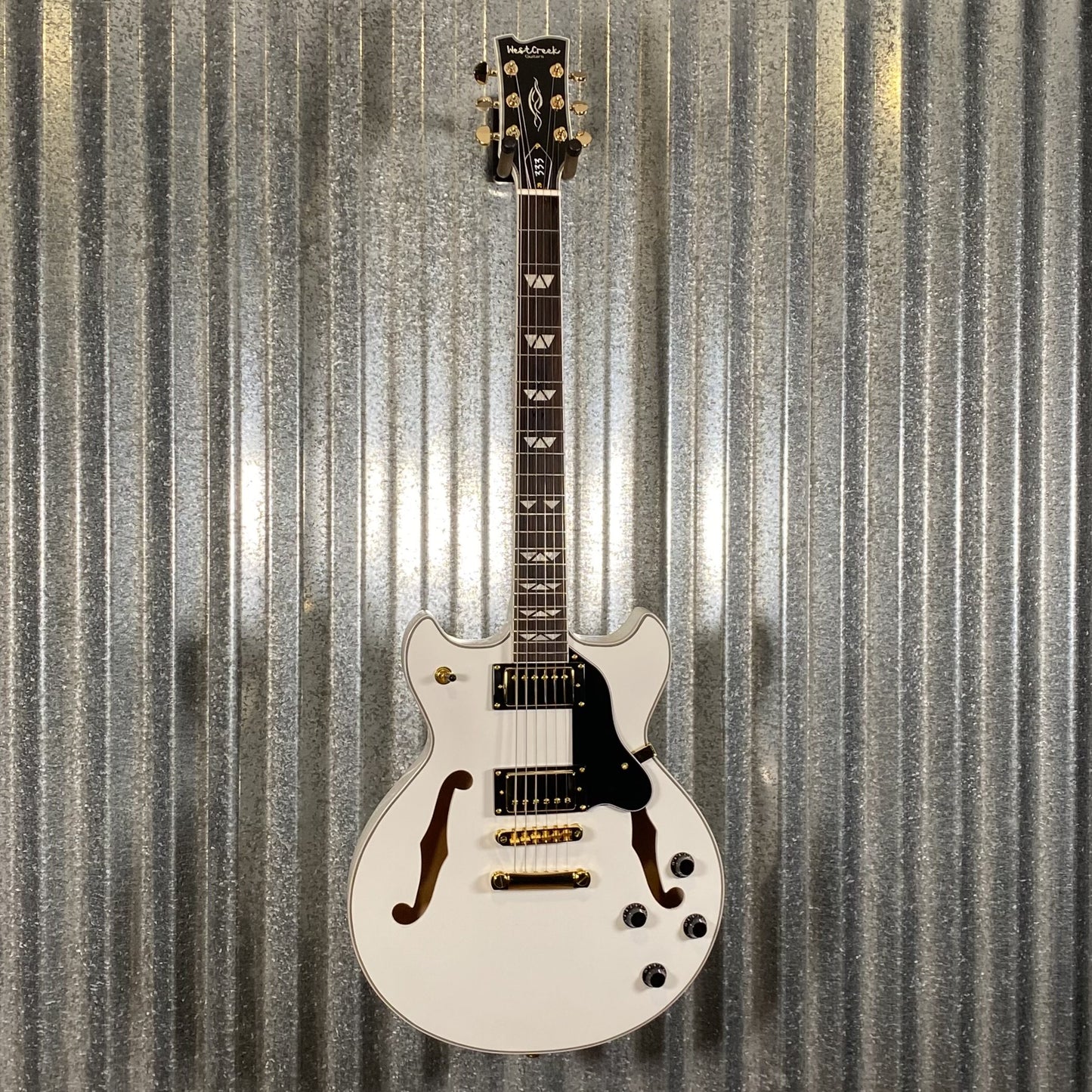 Westcreek Guitars 333 Semi Hollow Body Double Cutaway White #0056 Used