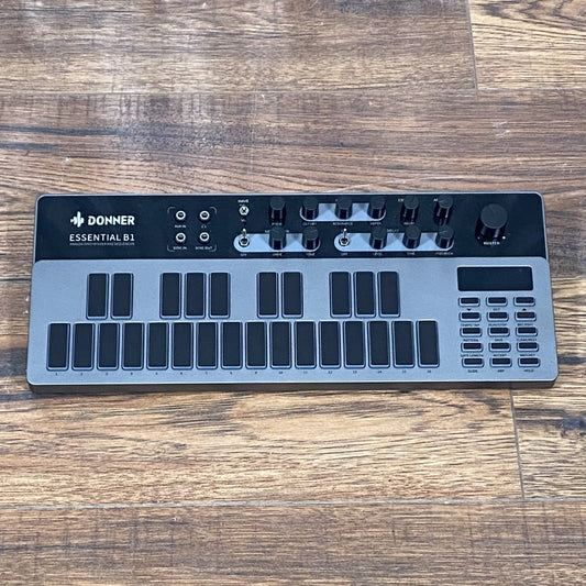 Donner Essential B1 Bass Synthesizer Used