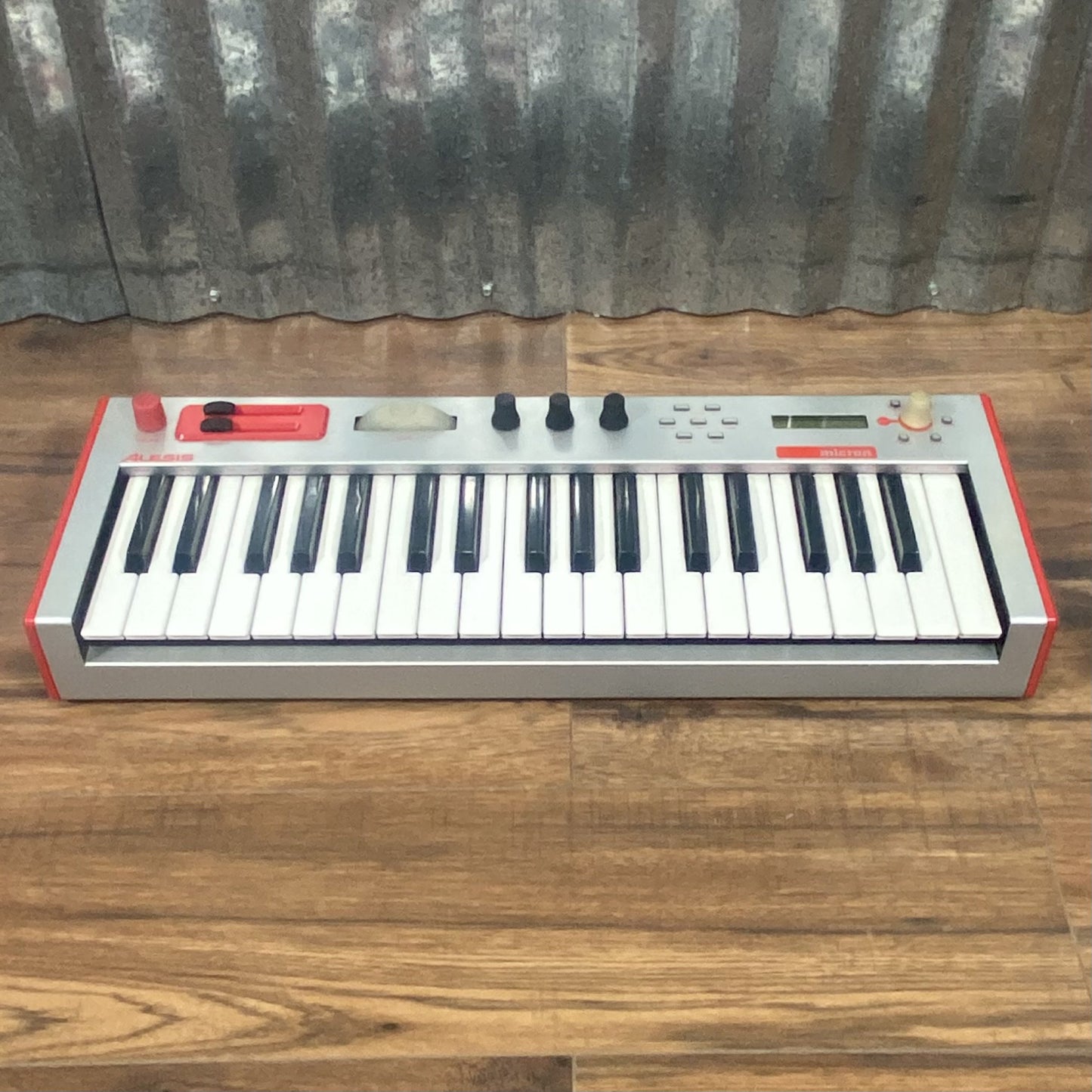 Alesis Micron Analog Modeling 37 Key Synthesizer Red Used
