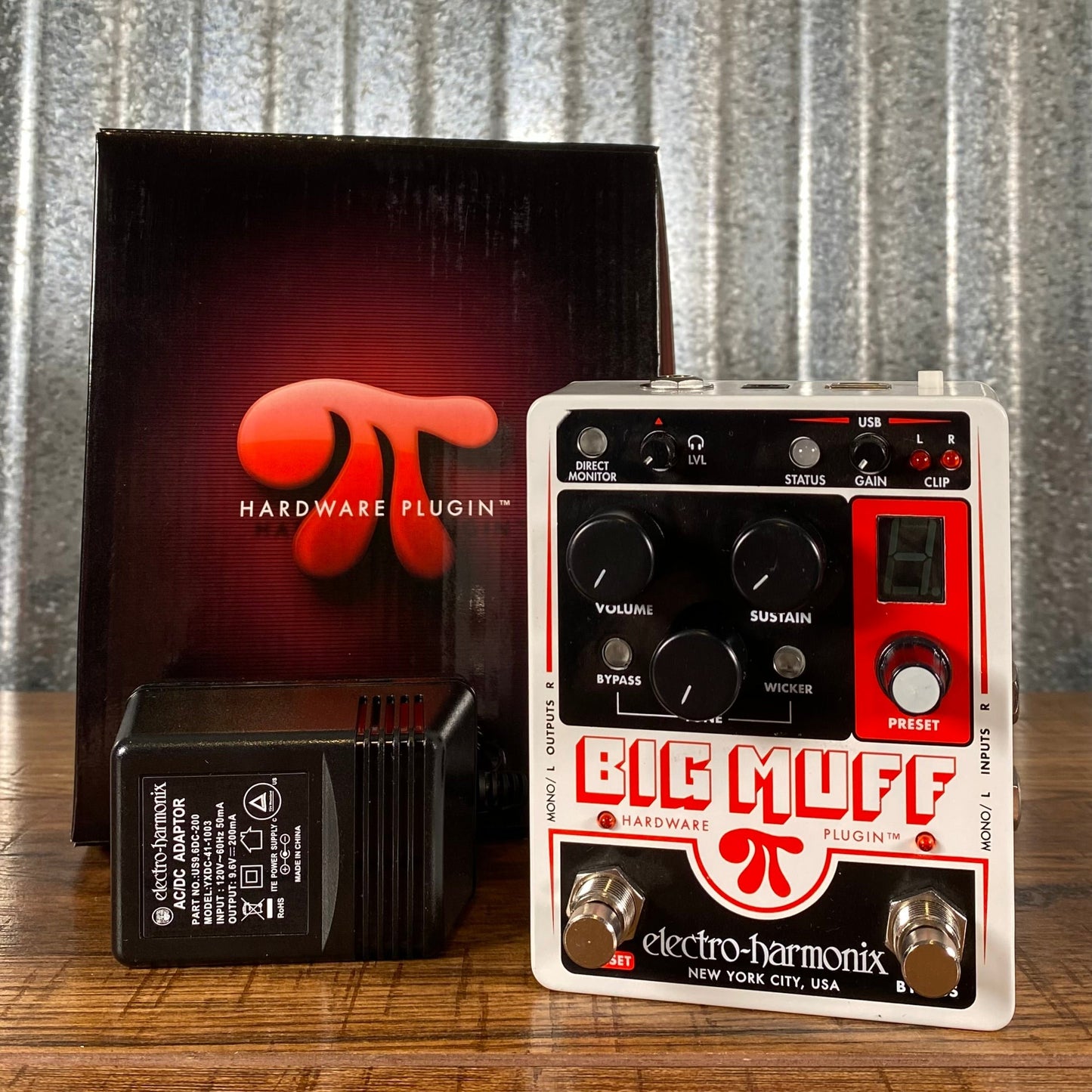 Electro-Harmonix Big Muff Pi Distortion Hardware Plugin Recording Interface Guitar Effect Pedal Demo