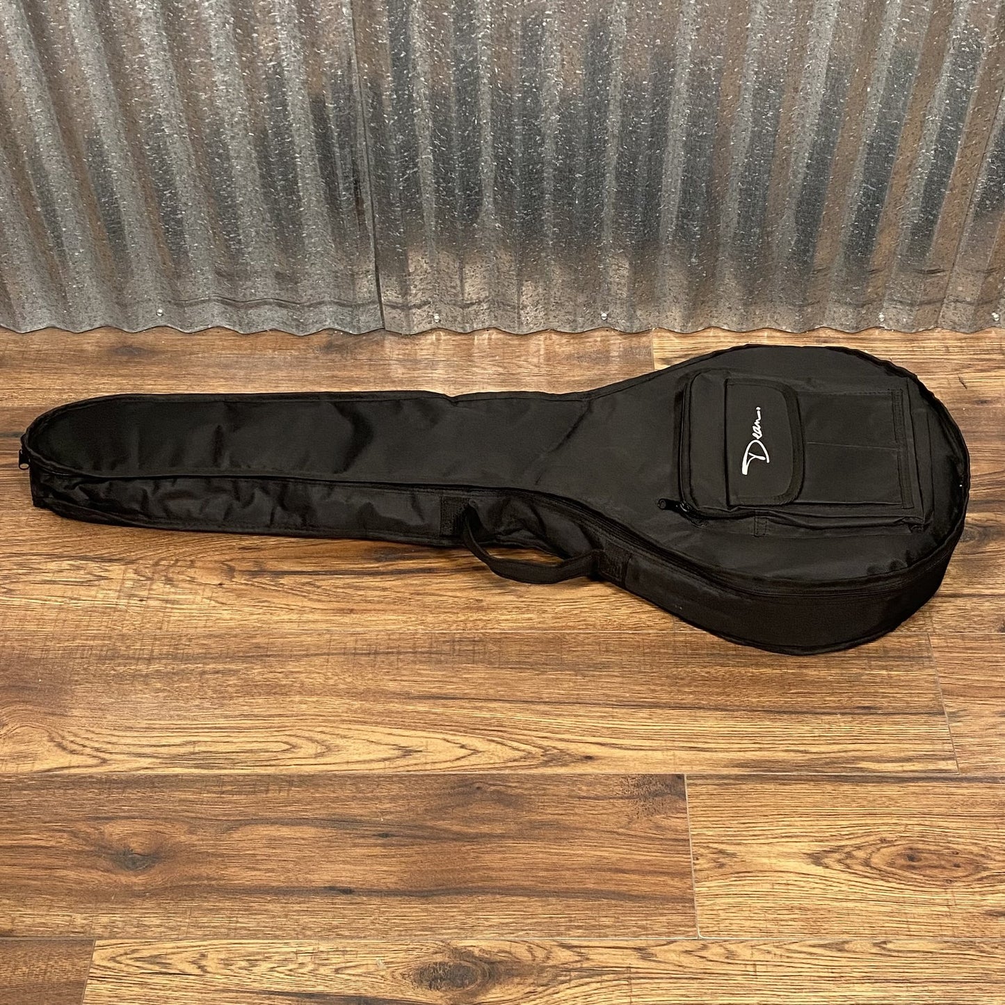 Fender FB-300 5 String Resonator Banjo & Bag #3590 Used