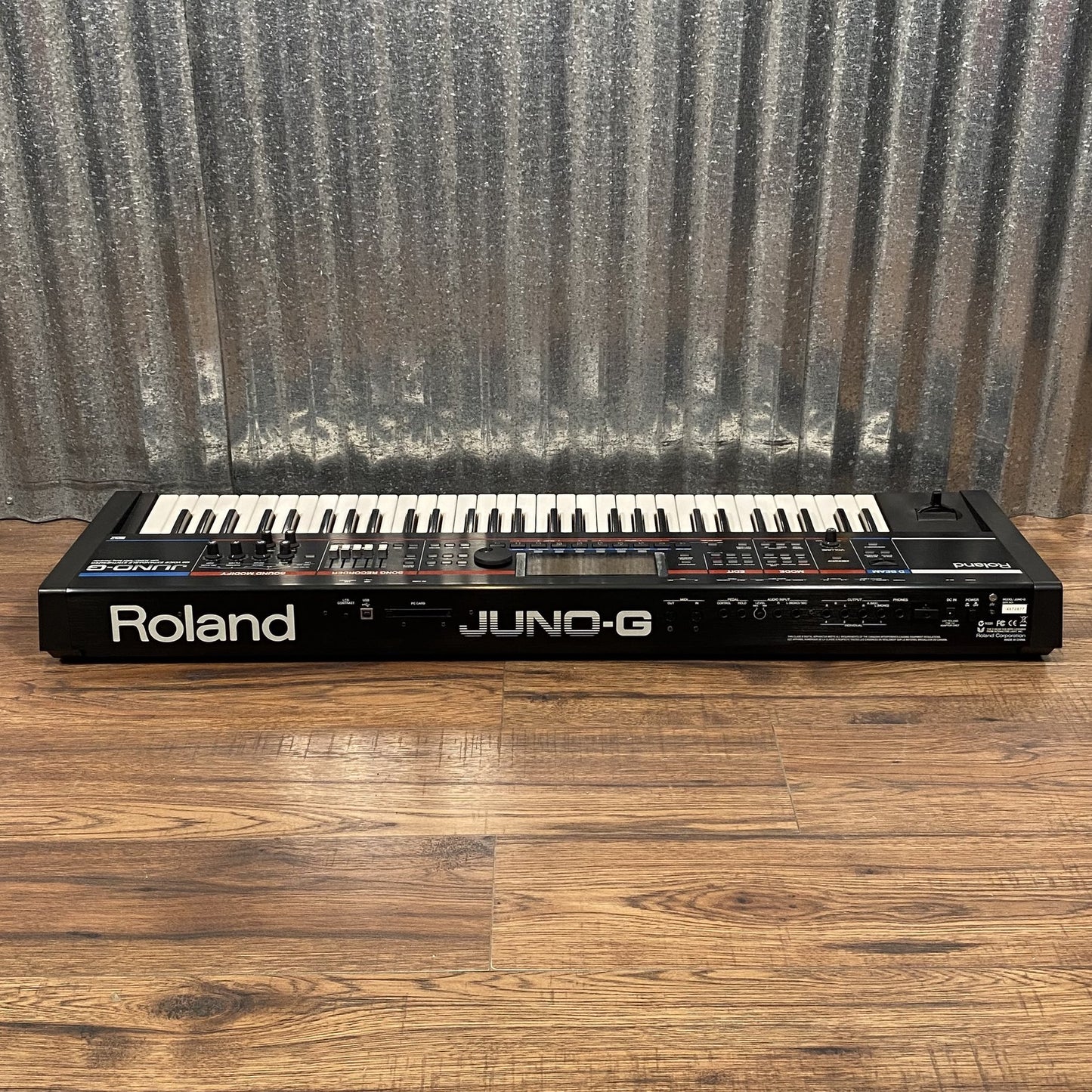 Roland Juno-G 61 Note Keyboard Workstation Synth Used