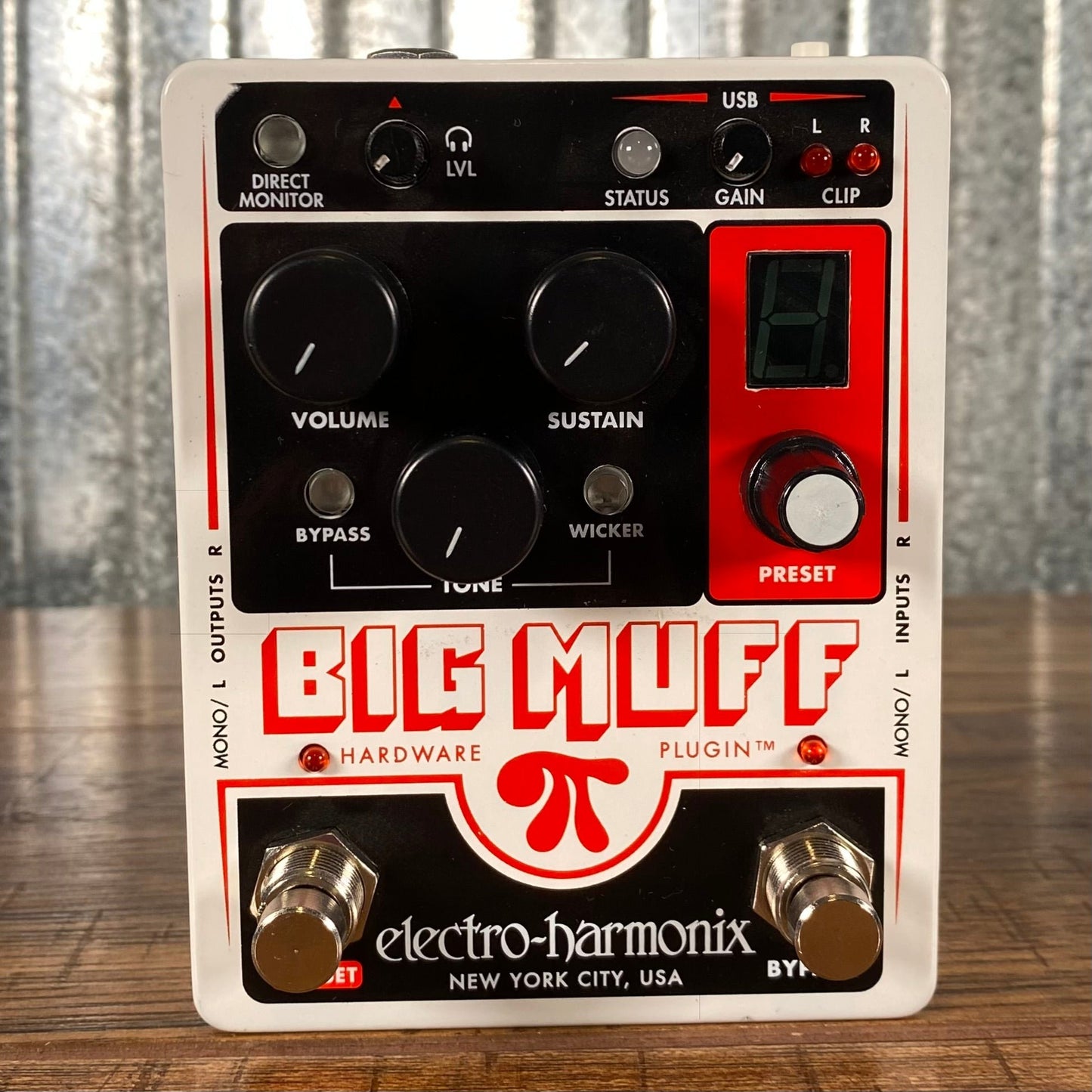 Electro-Harmonix Big Muff Pi Distortion Hardware Plugin Recording Interface Guitar Effect Pedal Demo