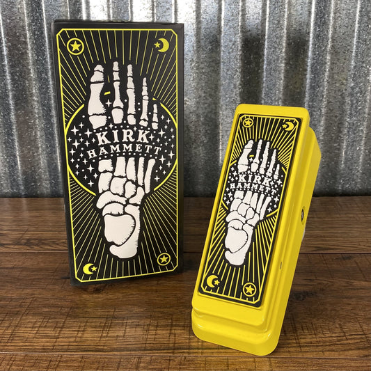 Dunlop KH95Y Kirk Hammett Cry Baby Wah Yellow Sparkle Edition Guitar Effect Pedal
