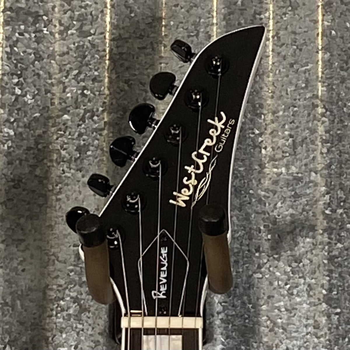Westcreek Guitars Revenge Explorer Style Scatch Whte Red #0096 Used