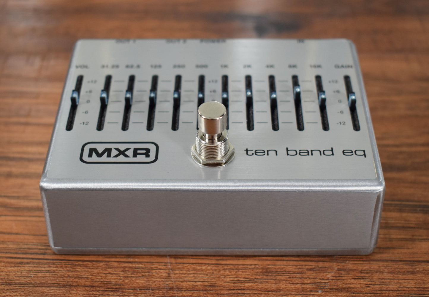 Dunlop MXR M108S 10 Band Graphic Equalizer & Power Supply Guitar EQ Effect Pedal B Stock