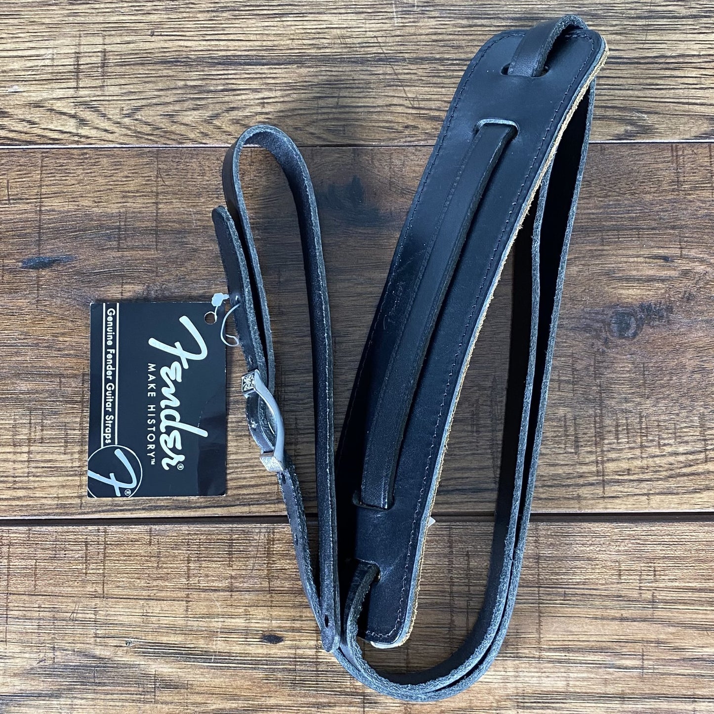 Fender Deluxe Vintage Strap Black Leather 099-0664-006 Used