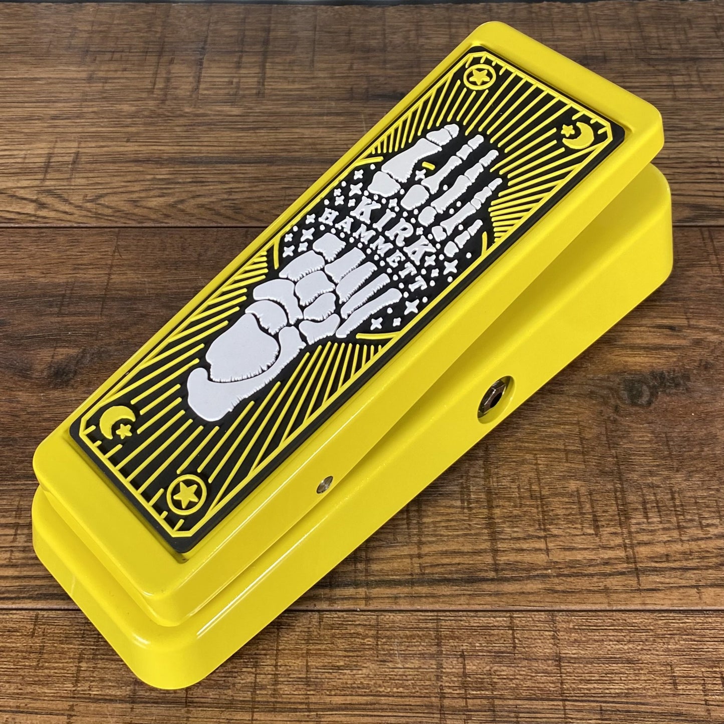 Dunlop KH95Y Kirk Hammett Cry Baby Wah Yellow Sparkle Edition Guitar Effect Pedal