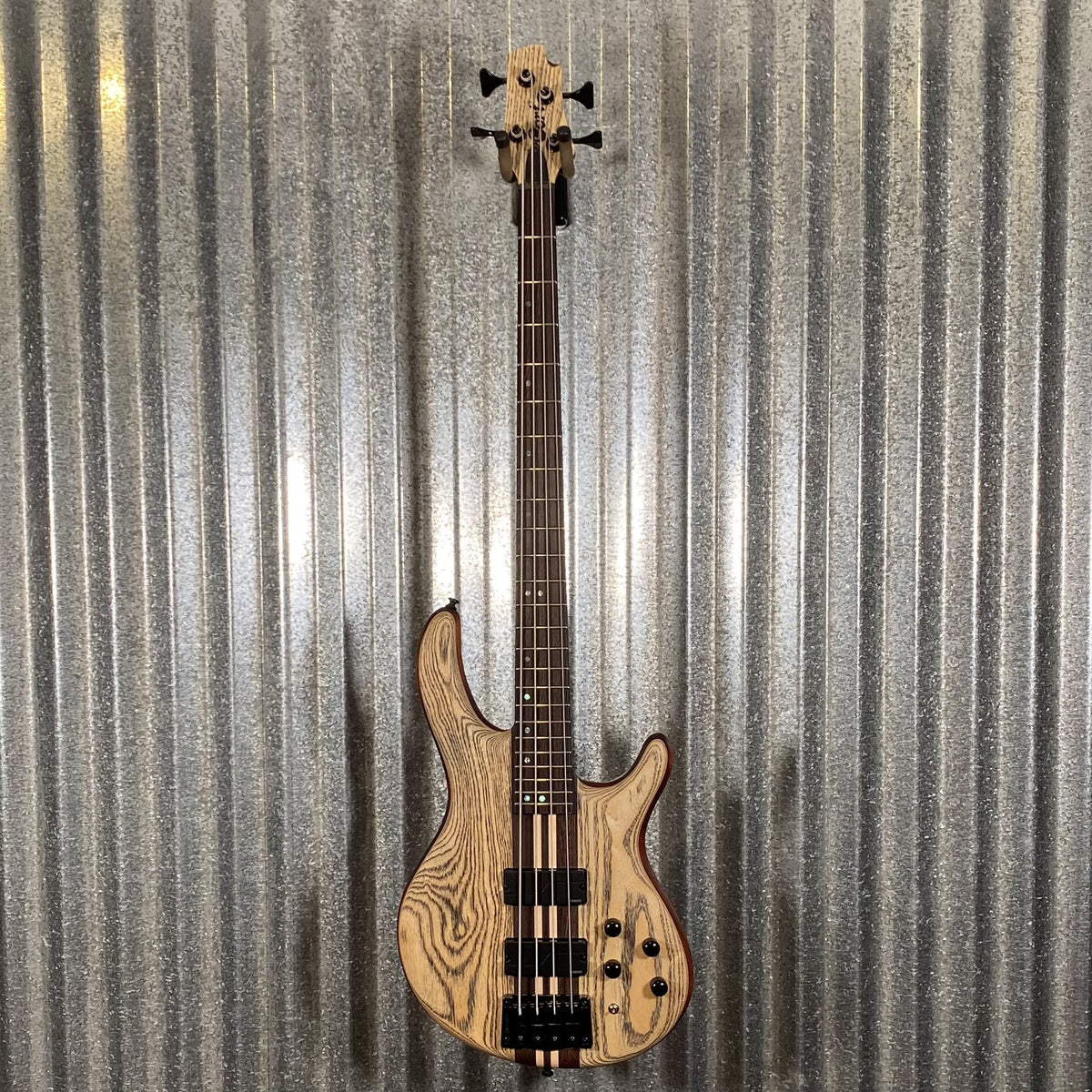 Cort Artisan A4 Ultra Ash Etched Natural Black 4 String Bass & Bag A4ULTRAENB #5020