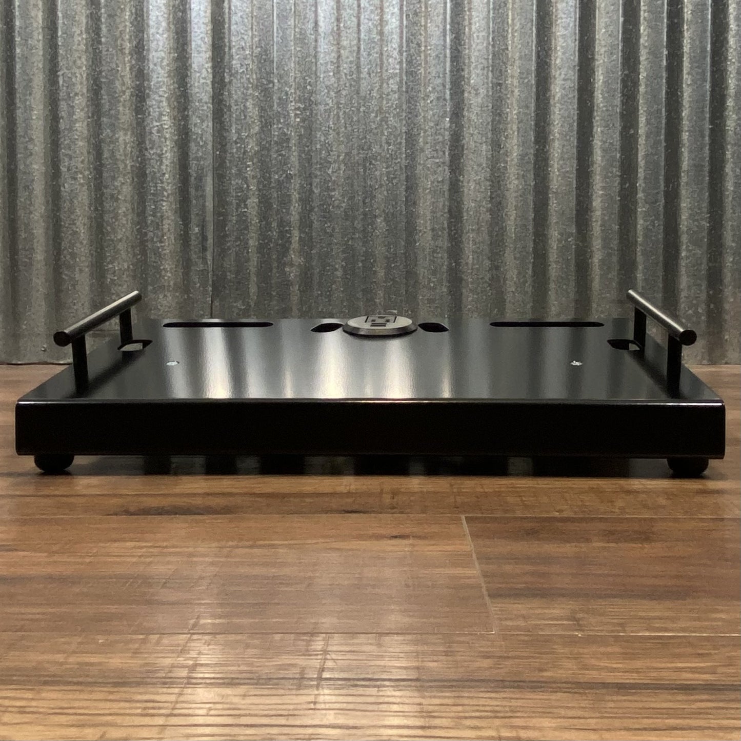 Go Pedalboards SIngle Tier 18" Guitar Effect Pedalboard & Bag Black Demo