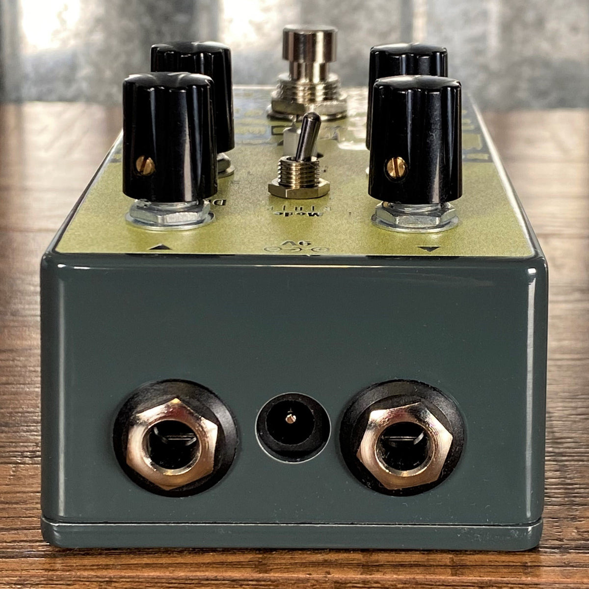 Earthquaker Devices EQD Ledges Tri Dimemsional Reverberation Machine Guitar Effect Pedal