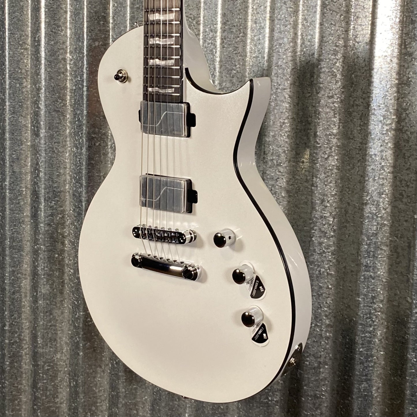ESP LTD EC-1000 Pearl White Guitar & Case EC1000PW #1090 Used