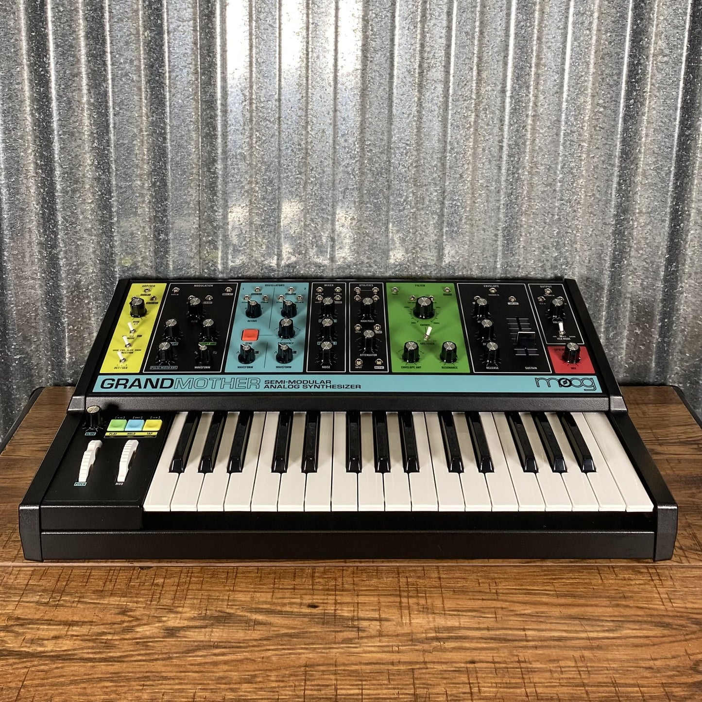 Moog Grandmother 32 Key Semi Analog Synthesizer Used