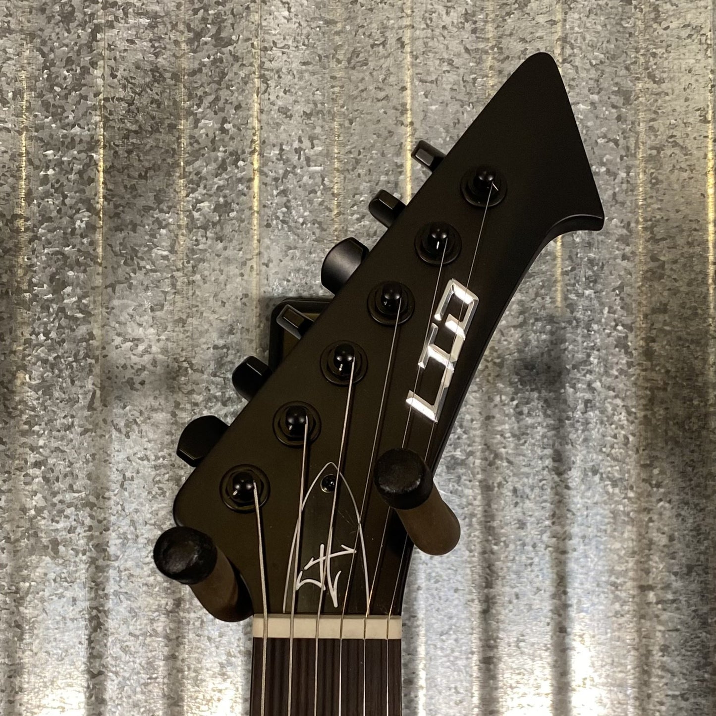 ESP LTD Vulture Jame Hetfield Black Satin Guitar & Case VULTUREBLKS #0779 Used