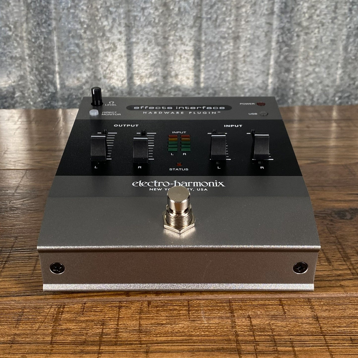 Electro-Harmonix EHX Interface Hardware Plugin USB Recording Guitar Effect Pedal