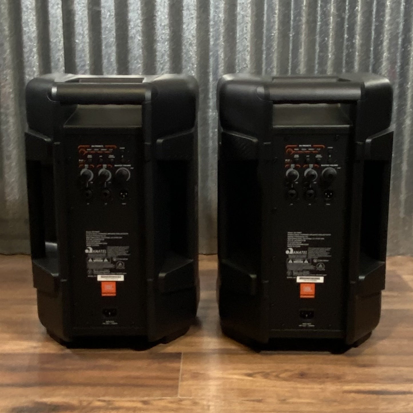 JBL IRX108BT 1x8" 200 Watt. Powered PA Speaker & Cover Pair Used