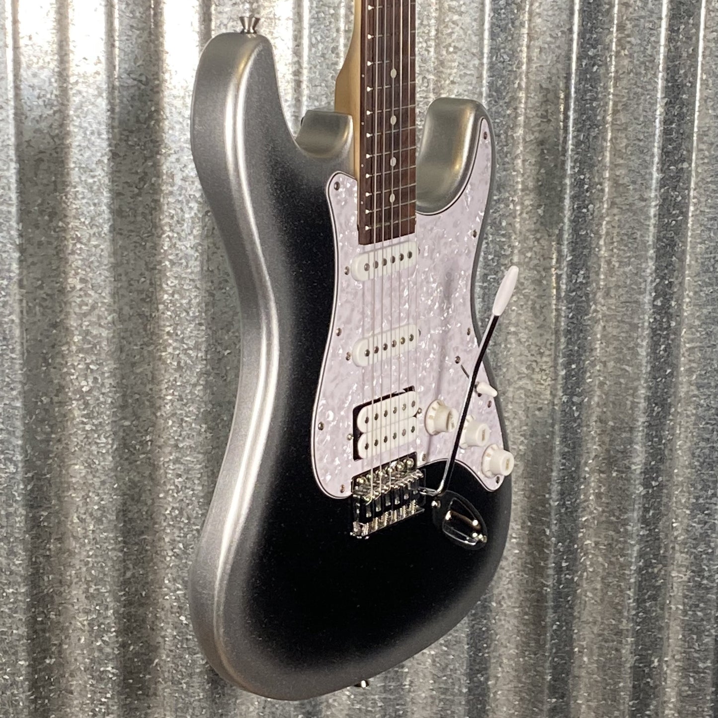 Musily MST-1 Strat Style HSS Guitar Metal Black Burst  #21820260001 Used