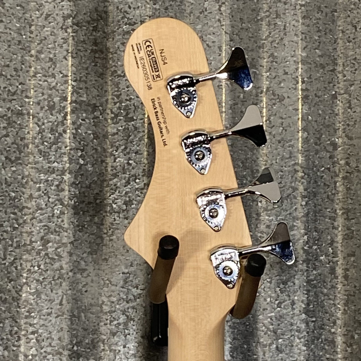 Cort Elrick NJS 4 String Bass White & Bag NJS4WHT #5138