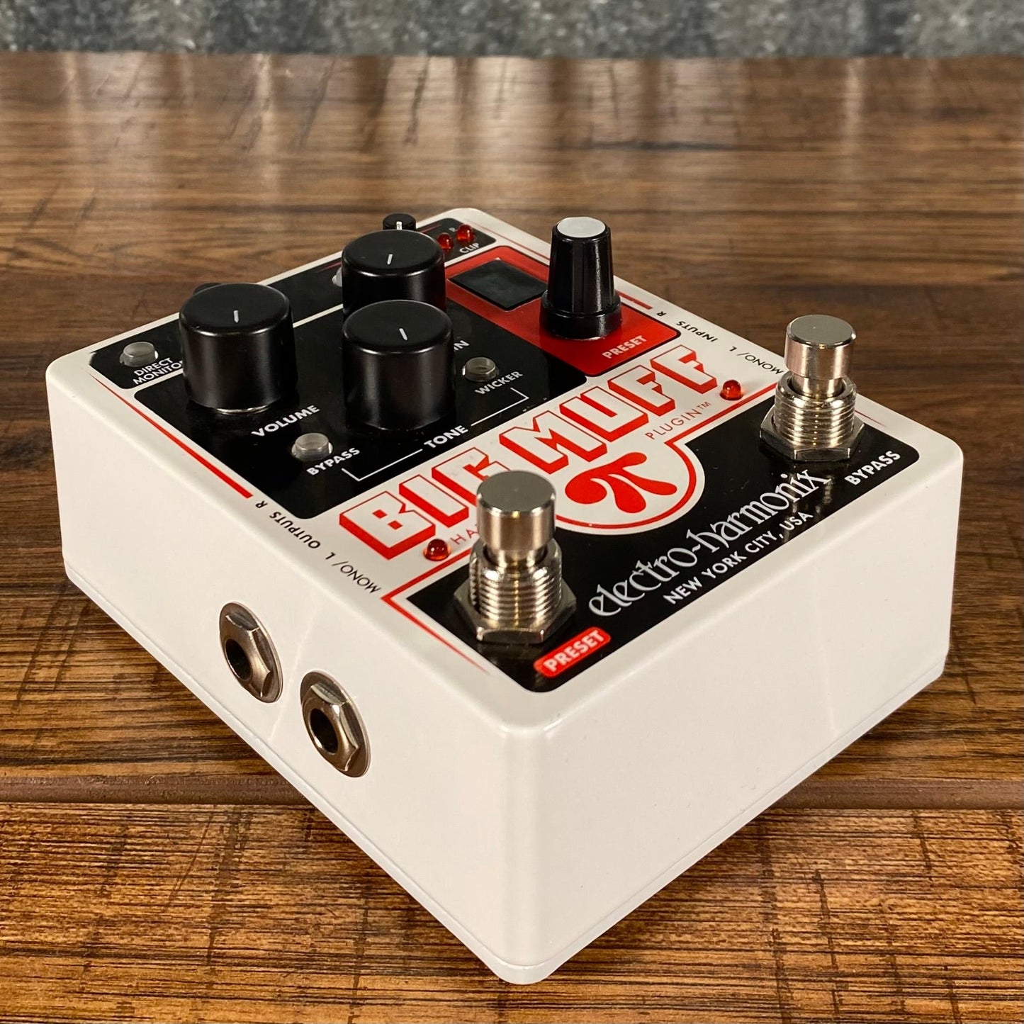 Electro-Harmonix Big Muff Pi Distortion Hardware Plugin Recording Interface Guitar Effect Pedal Demo