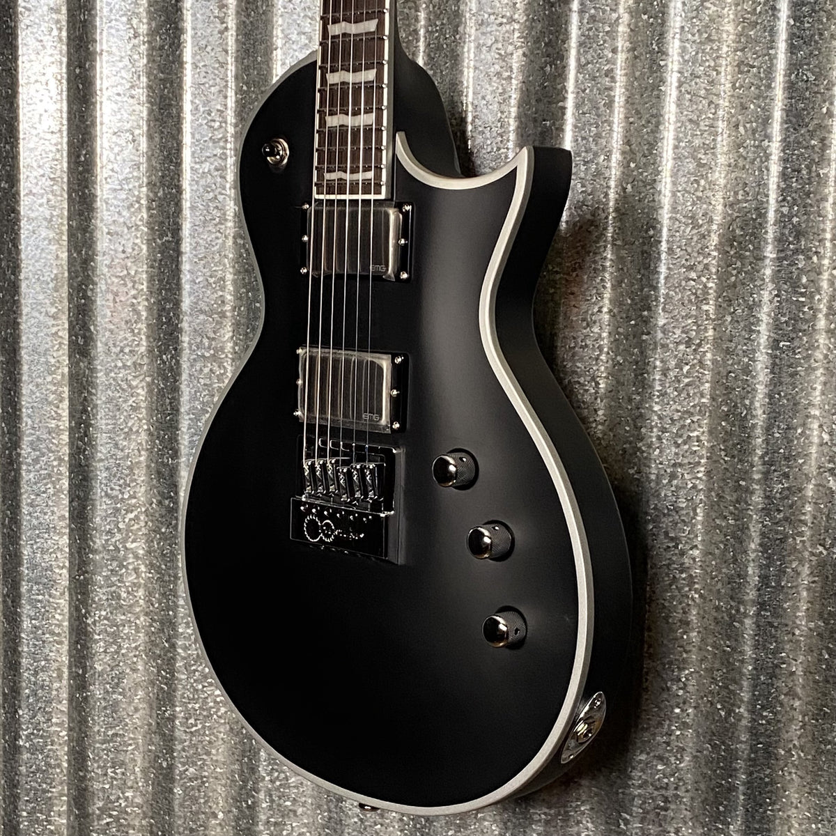ESP LTD EC-1000 ET Evertune Bold Binding Black Guitar EC1000ETBBBLKS #0743 Used