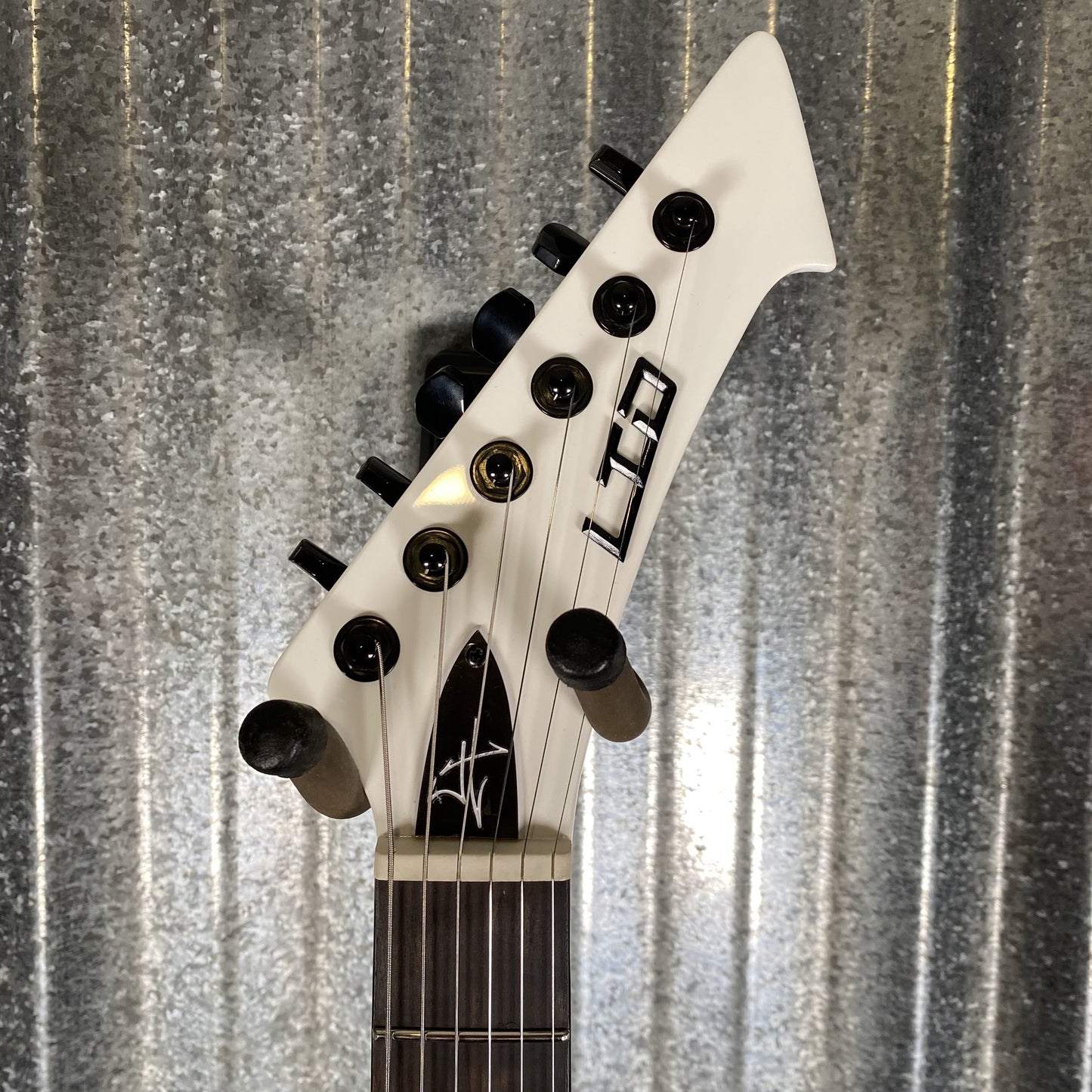 ESP LTD Snakebyte James Hetfield Snow White Guitar & Case SNAKEBYTESW #3924 Used