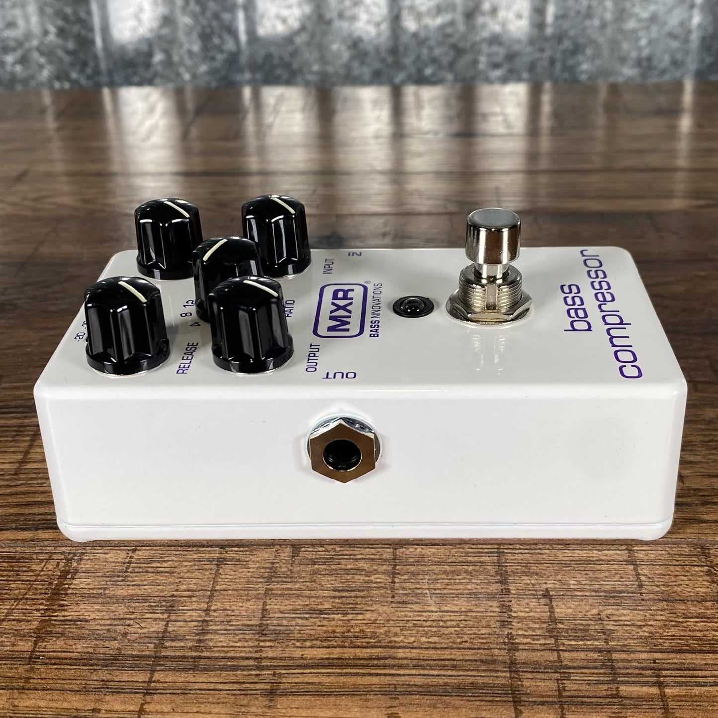 Dunlop MXR M87 Bass Compressor Bass Guitar Effect Pedal B Stock