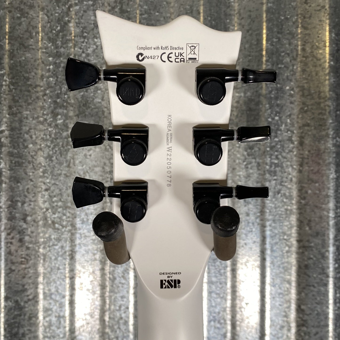 ESP LTD EC Arctic Metal Snow White Satin Guitar ECARMSWS #0778 Used