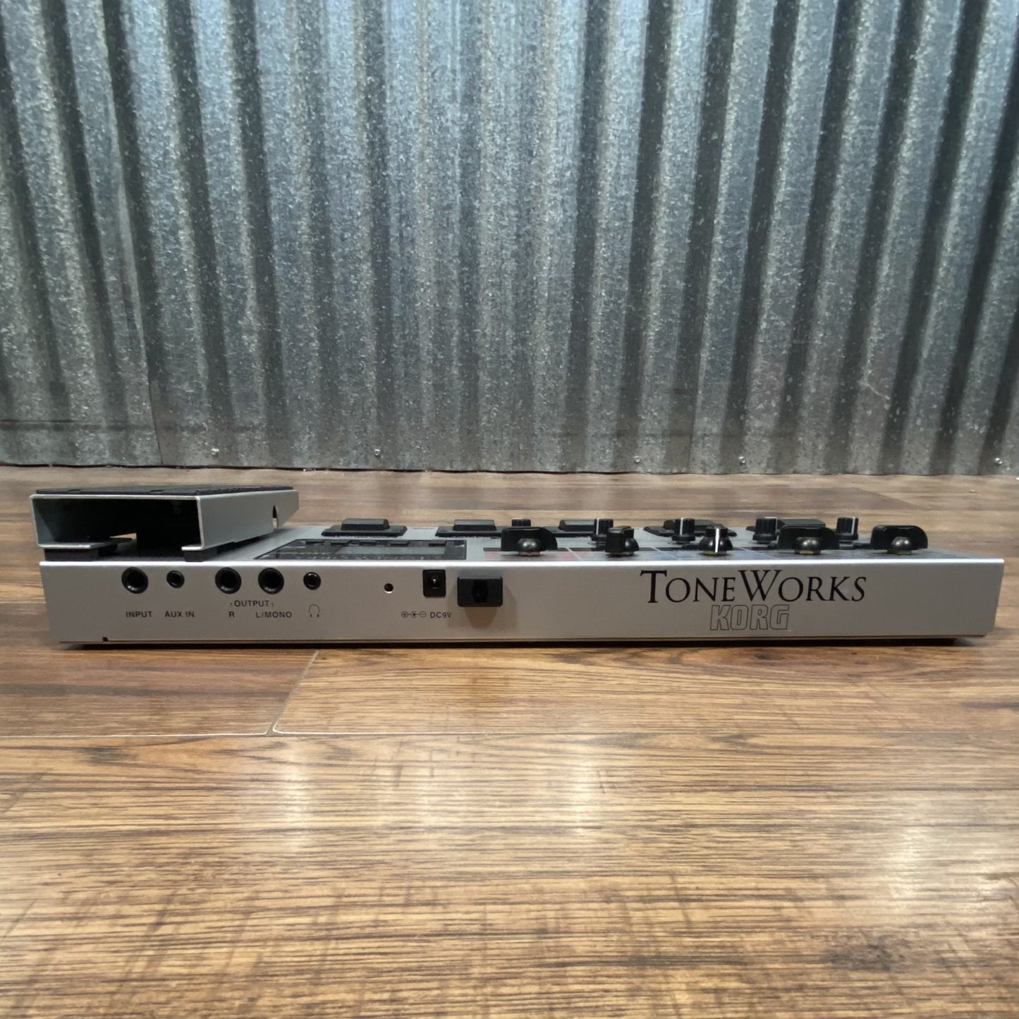 Korg ToneWorks AX1500G Guitar Multi Effect Pedal Used