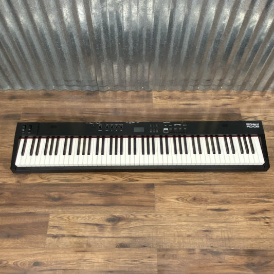 Roland RD-08 88 Key Digital Stage Piano Used
