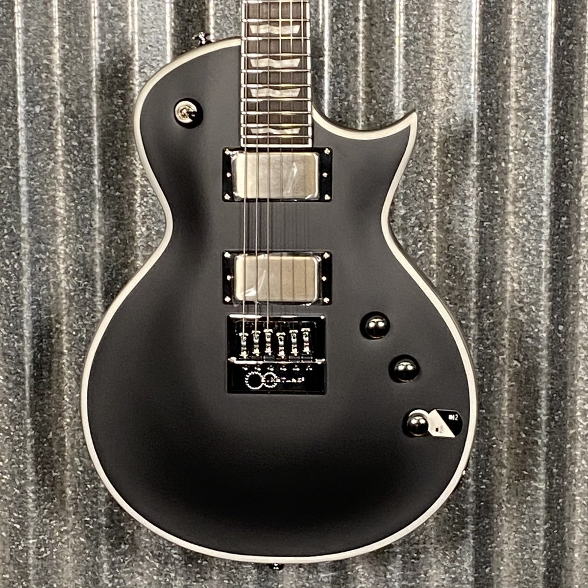 ESP LTD EC-1000 ET Evertune Bold Binding Black Guitar EC1000ETBBBLKS #0264 Used