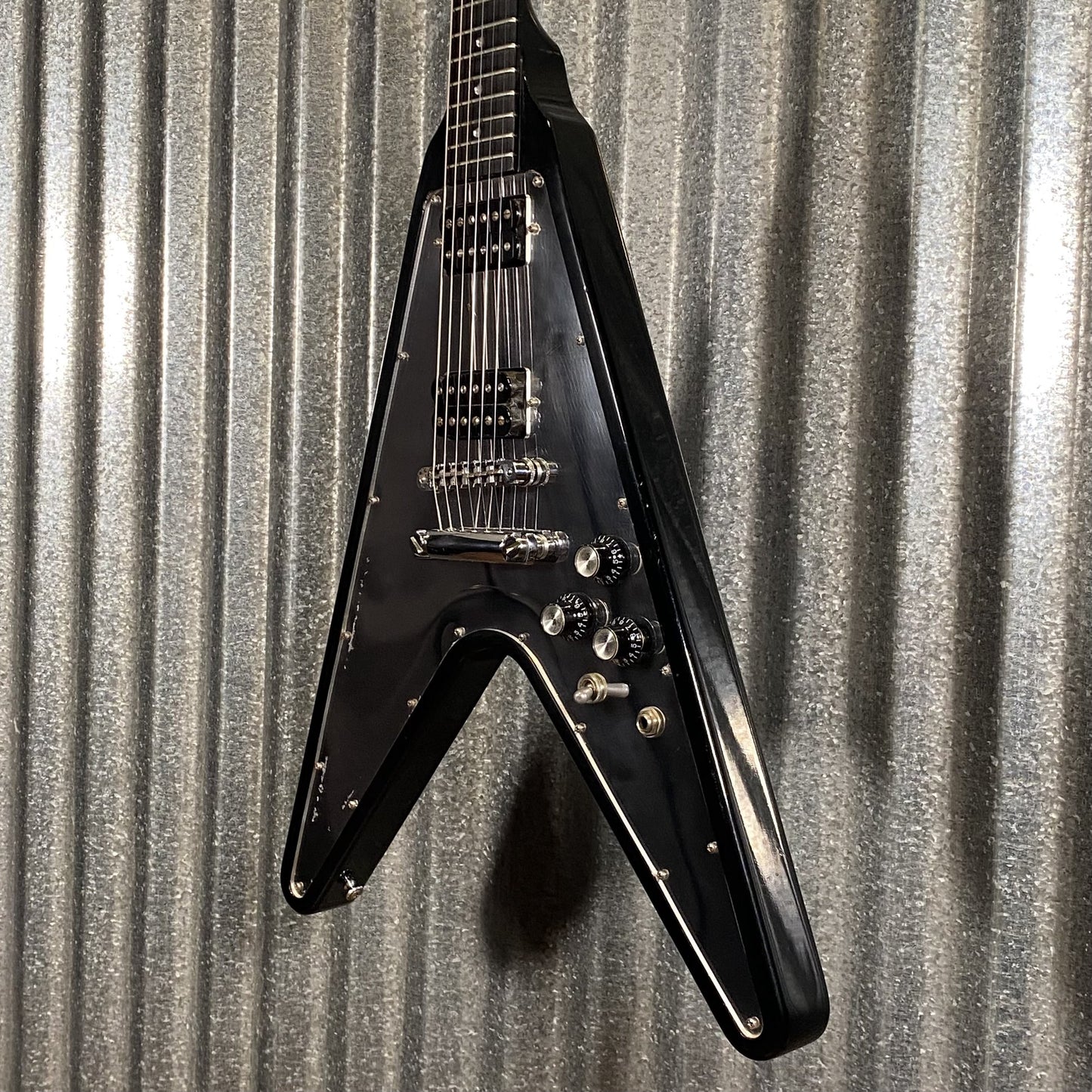 Gibson New Century Flying V Black Mirror Guitar 2007 & Case #0621 Used