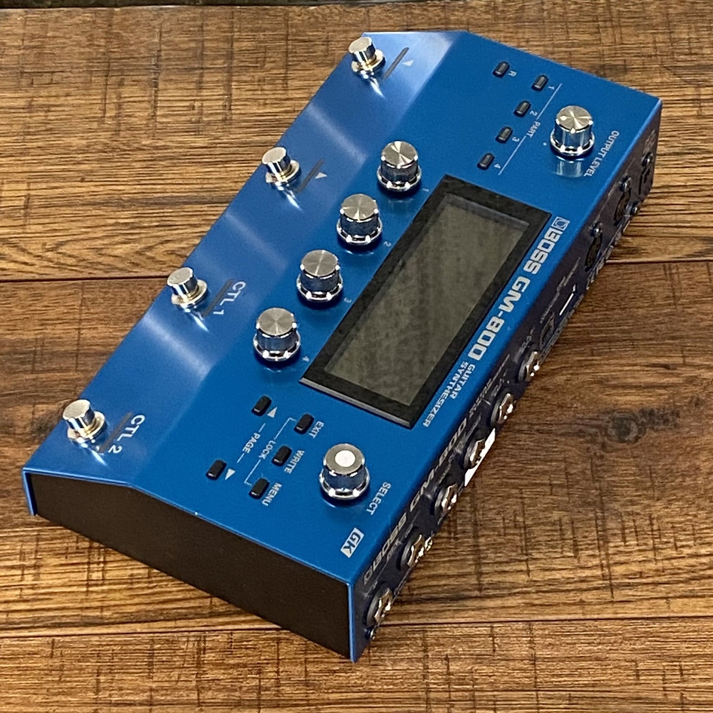 Boss GM-800 Guitar & Bass Synthesizer Effect Pedal Used