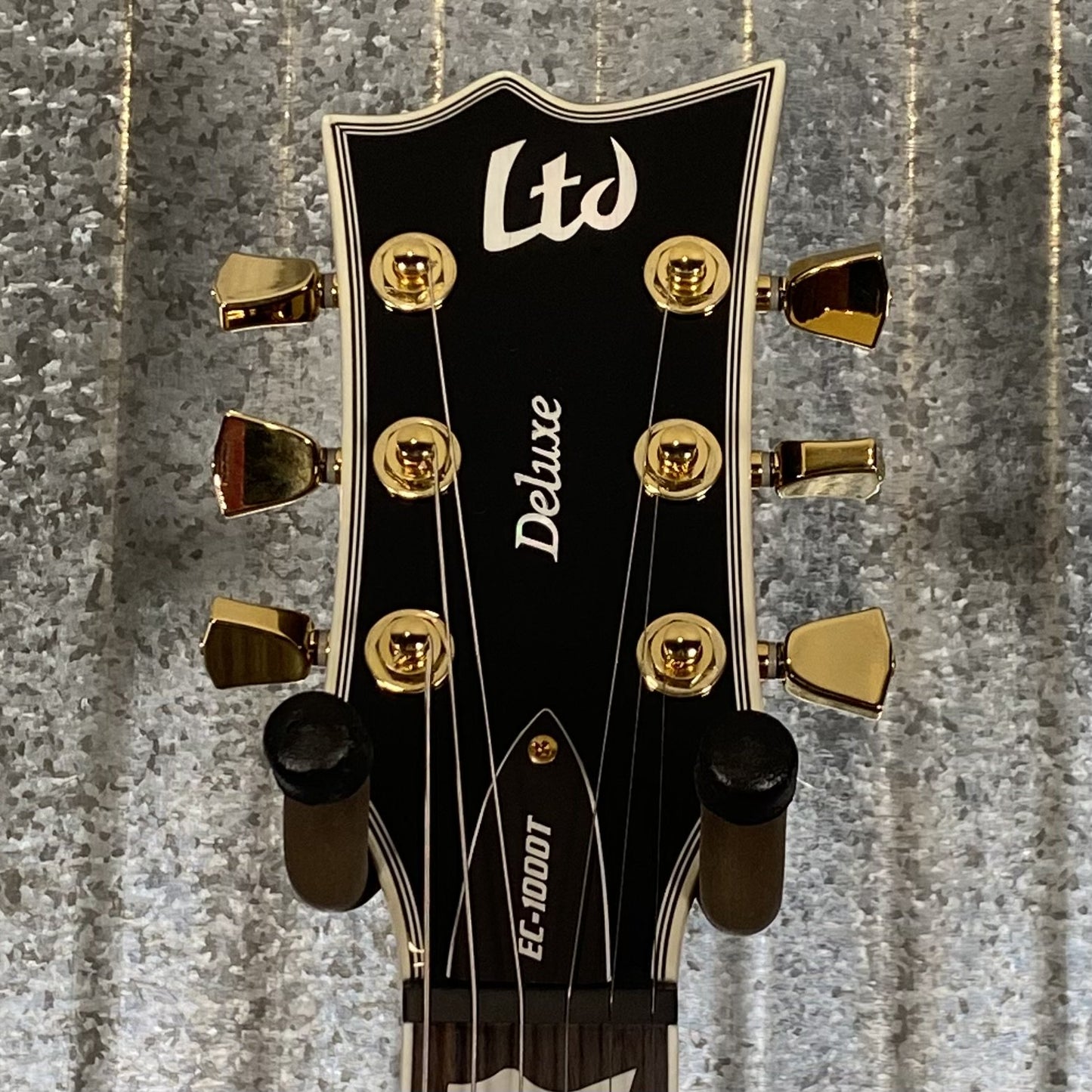 ESP LTD EC-1000T CMT Evertune Black Guitar EC1000TCTMETBLK #1245 Used