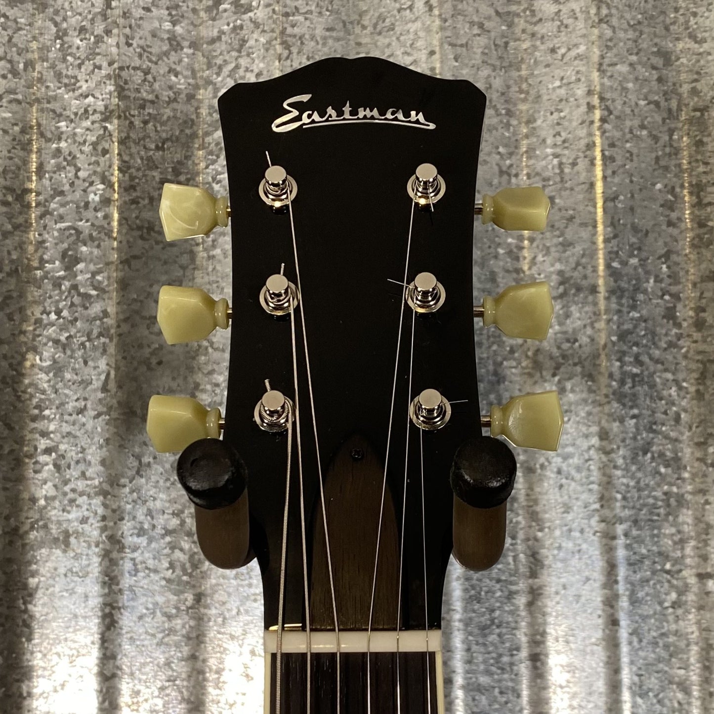 Eastman SB59 Single Cut LP SB59 Goldburst Guitar & Case #0741 Used