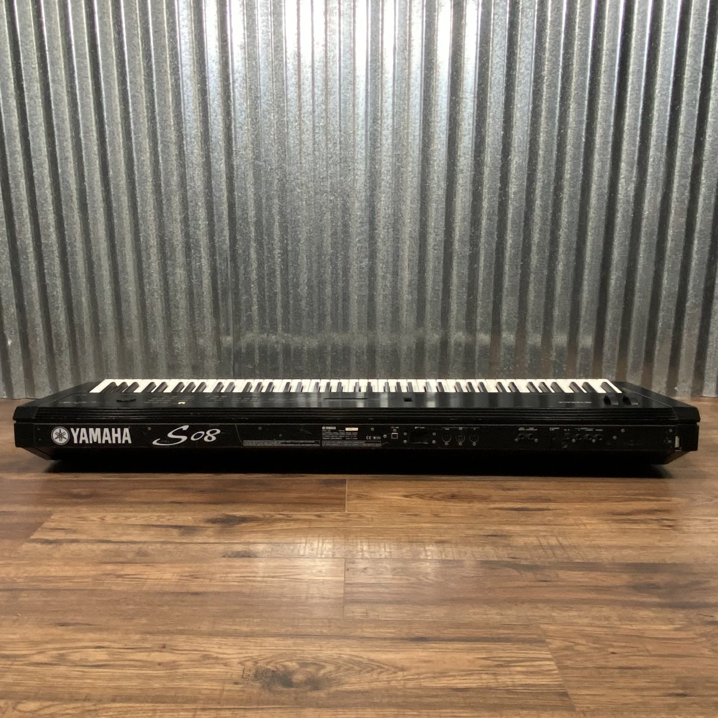Yamaha S08 88 Key Weighted Action Synthesizer Used