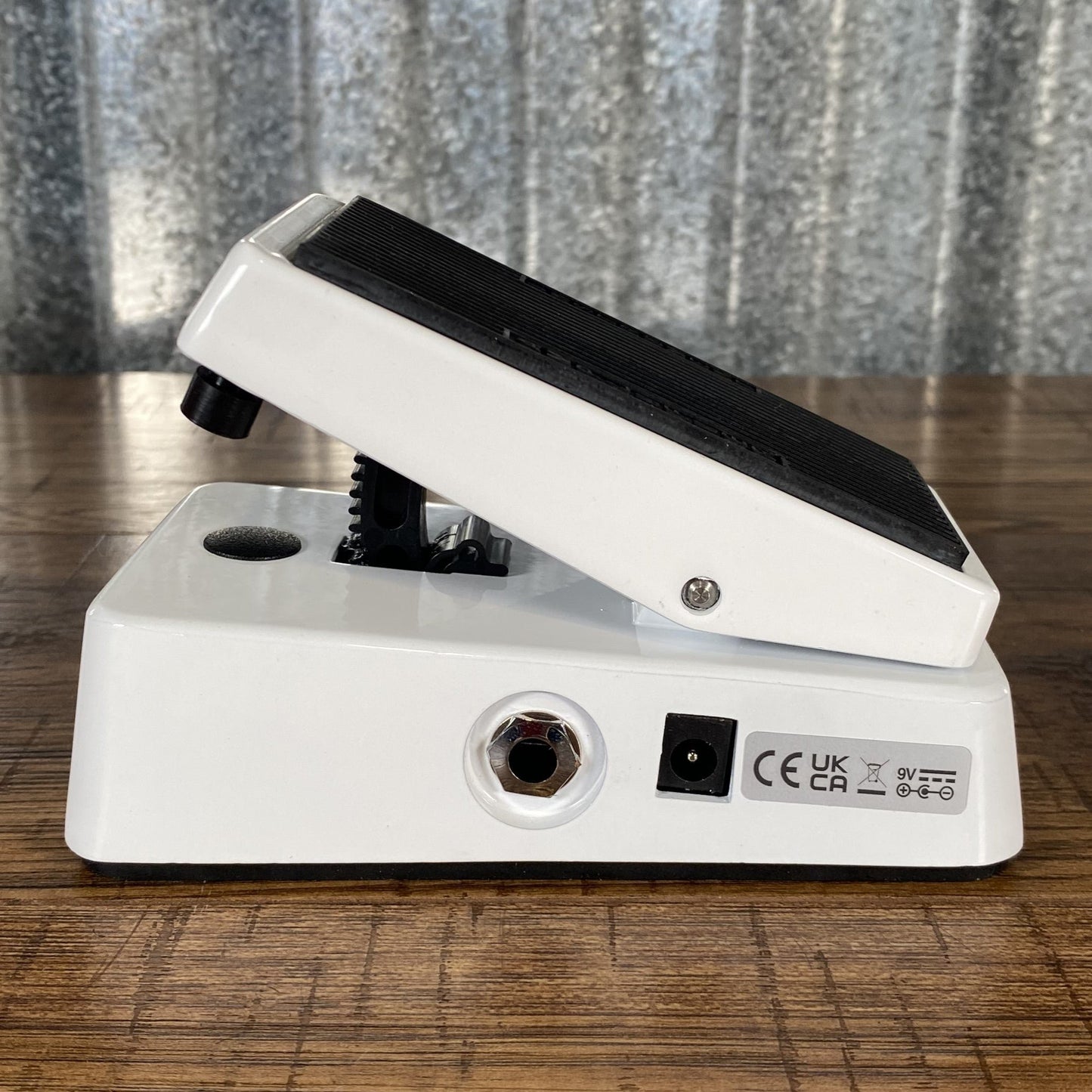 Dunlop CBM105Q Bass Crybaby Mini Bass Wah Effect Pedal B Stock